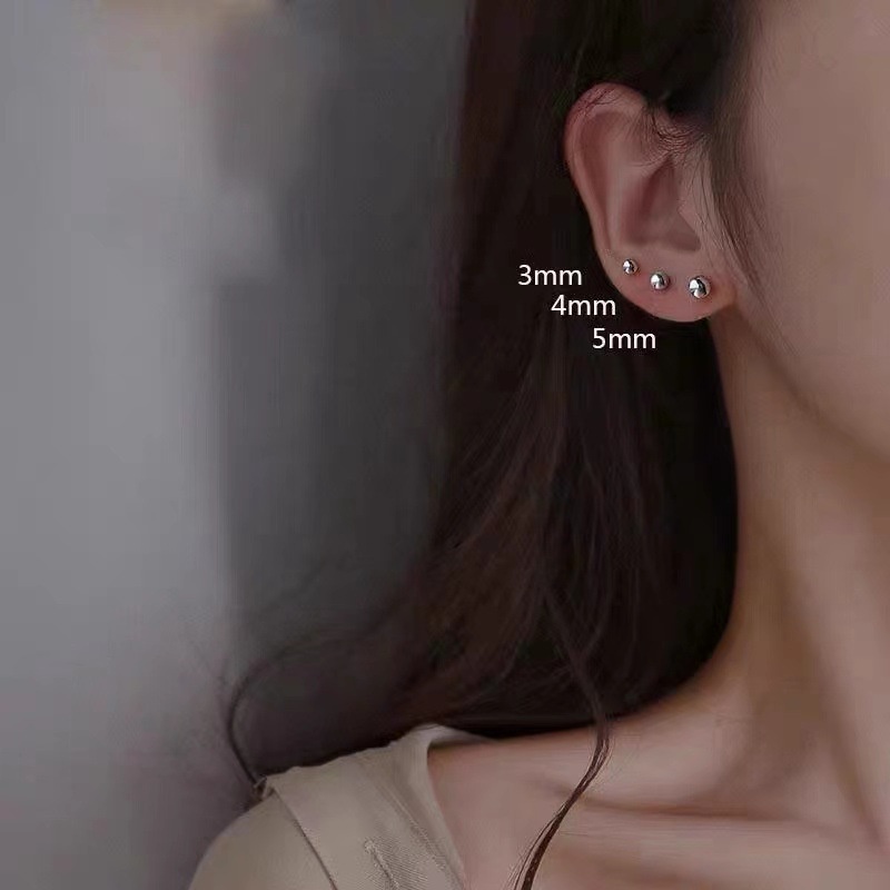 1 Bông Tai Bằng Thép Titan Phong Cách Hàn Quốc Đơn Giản Không Phai Màu Không Dị Ứng