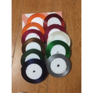 Ruy băng 1cm trơn nhiều màu 22m/1 cuộn