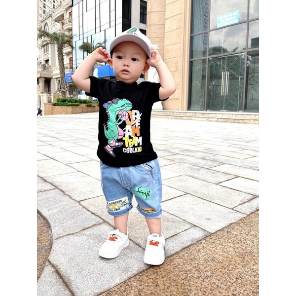 Set áo thun phối quần jean