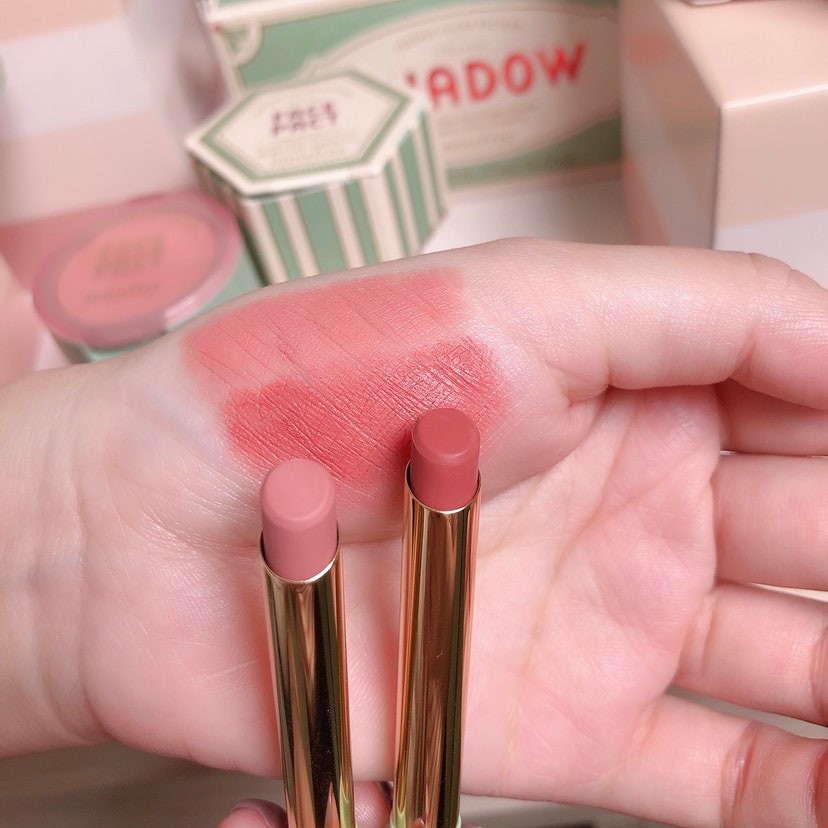 Son Innisfree Smudge Blur Lipstick 0.95g [Vintage Filter Edition] | BigBuy360 - bigbuy360.vn