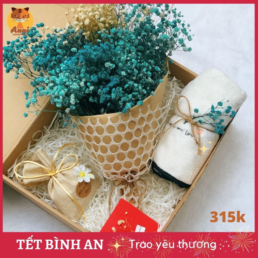 Set quà cao cấp gồm bó hoa baby khô, khăn quấn tóc và túi thơm Lavender Anni Handmade