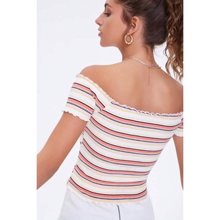 Croptop sọc Forever21 hai màu độc lạ.