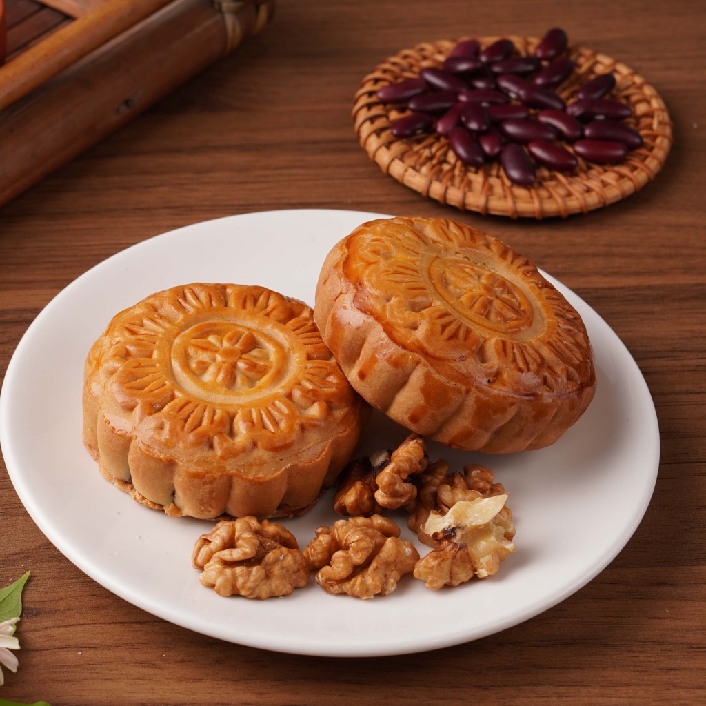 Bánh trung thu Nhật Bản Nakayama Geppei nhân đậu đỏ óc chó vừng đen 140g