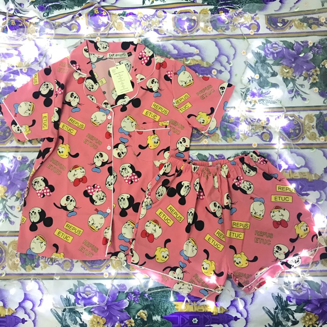 Pyjama hàng nhập thái lụa / satin chất đẹp siêu sang chảnh có nhiều mẫu mã . Dễ thương phù hợp đi bạn bè mặc nhà đi ngủ