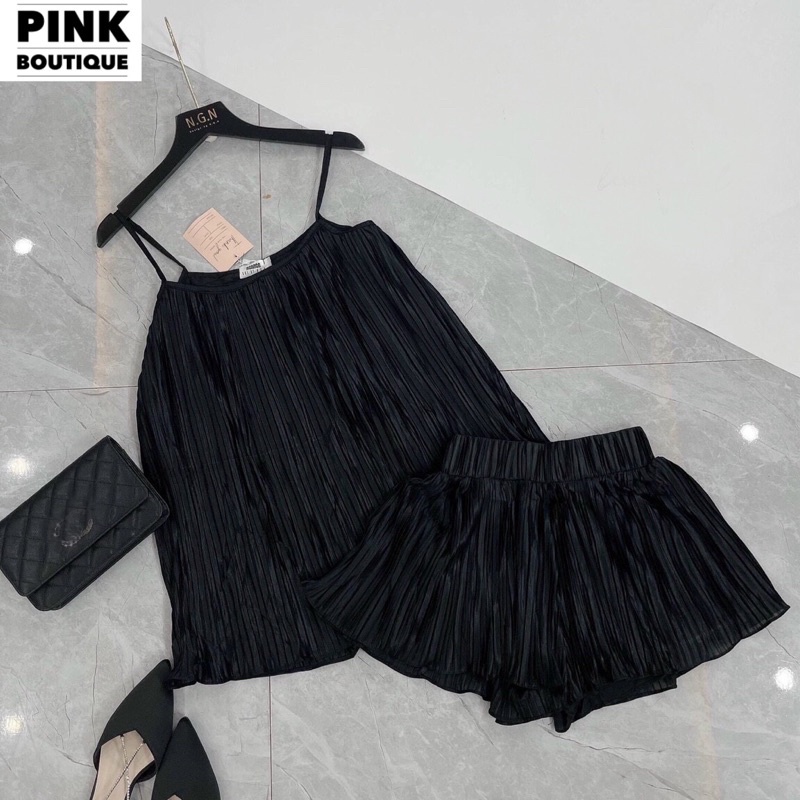 Bộ Đồ Nữ Lụa Hai Dây Dập Li Quần Short Dáng Váy Mùa Hè Chất Mát Thiết Kế PINK BOUTIQUE | BigBuy360 - bigbuy360.vn