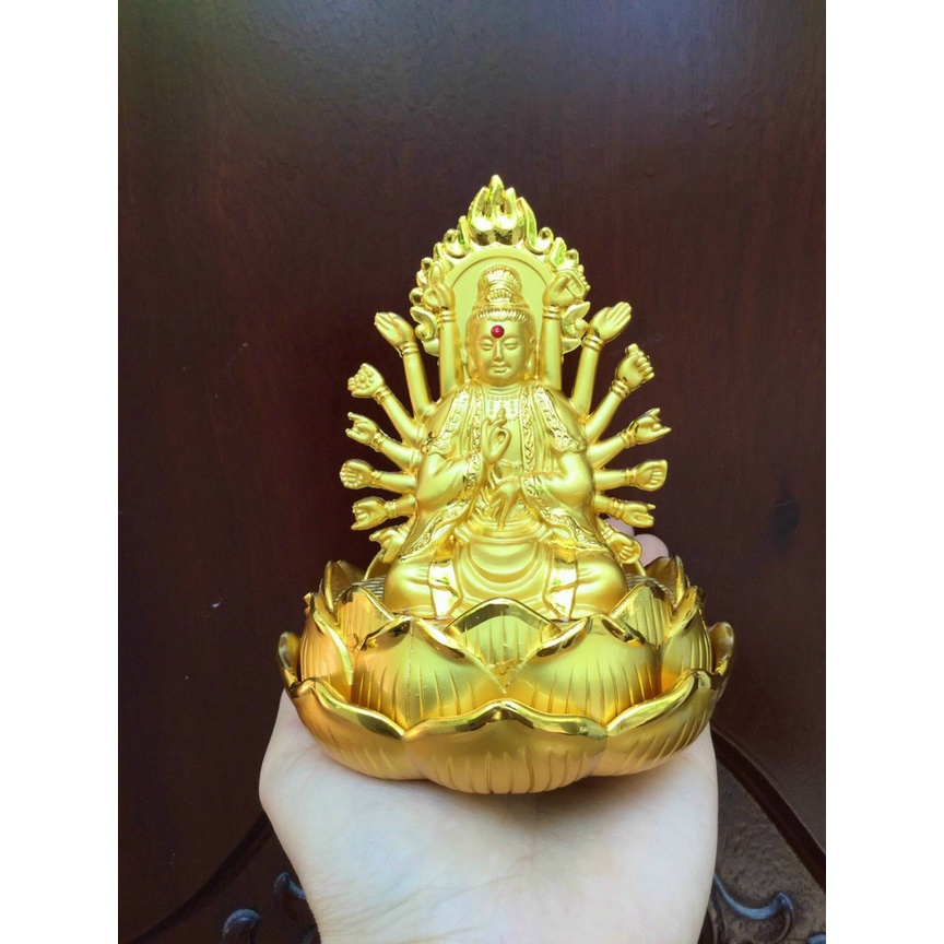 Tượng Phật Bà Quan Âm Nghìn Tay Đài Sen Đặt Taplo Ô Tô