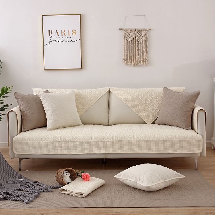 Đệm sofa bông chần gòn thêu xuyên biên được bán cho Hàn Quốc bán buôn khăn trải sofa cotton chống trượt