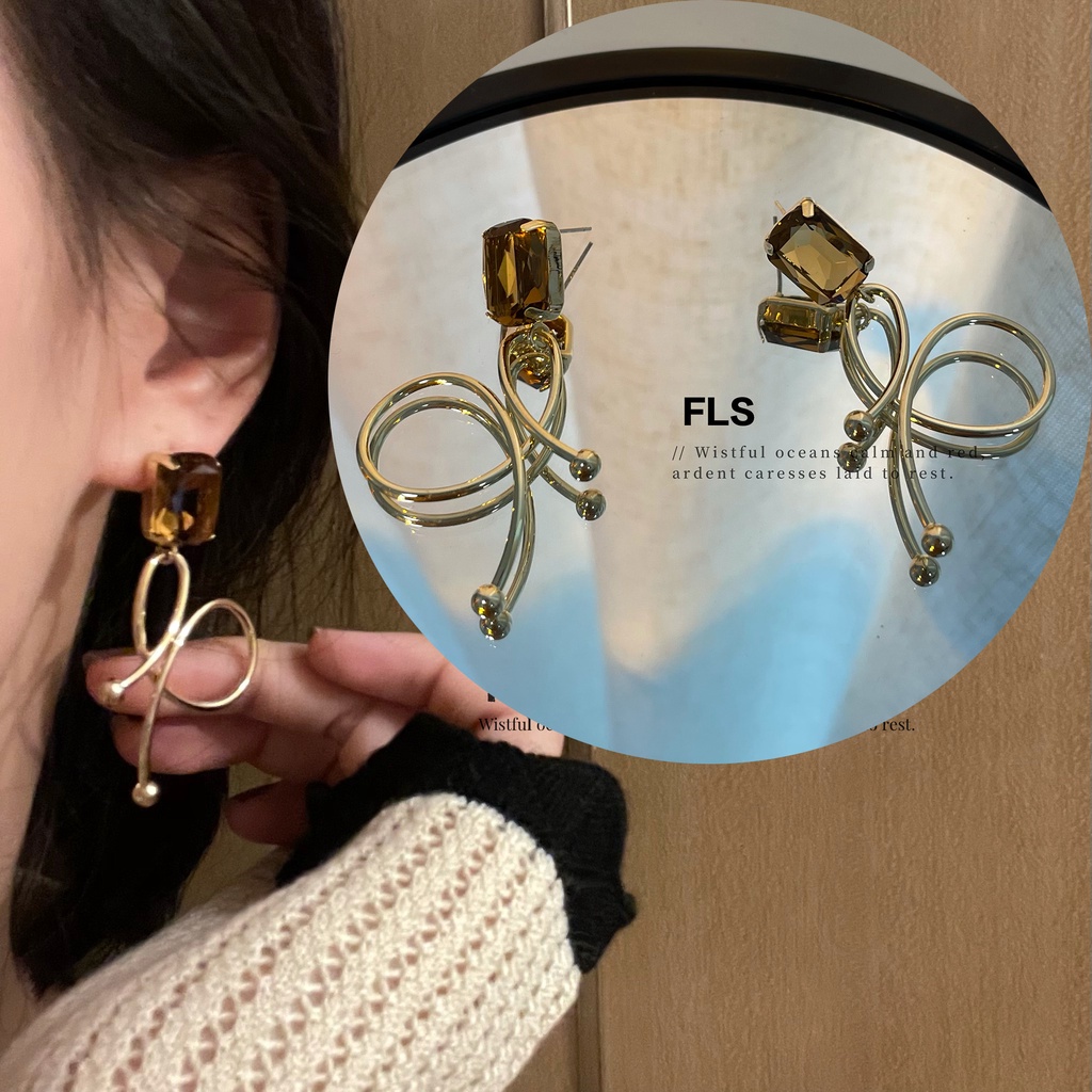 Khuyên Tai Tua Rua Dáng Dài Đính Đá Zircon Màu Hổ Phách Tự Nhiên Phong Cách Hàn Quốc Ngọt Ngào