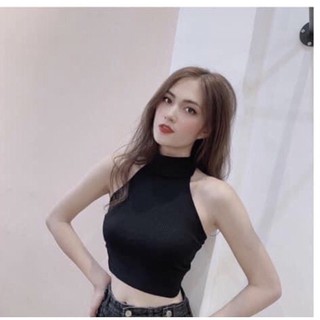 Áo cổ lọ hở lưng