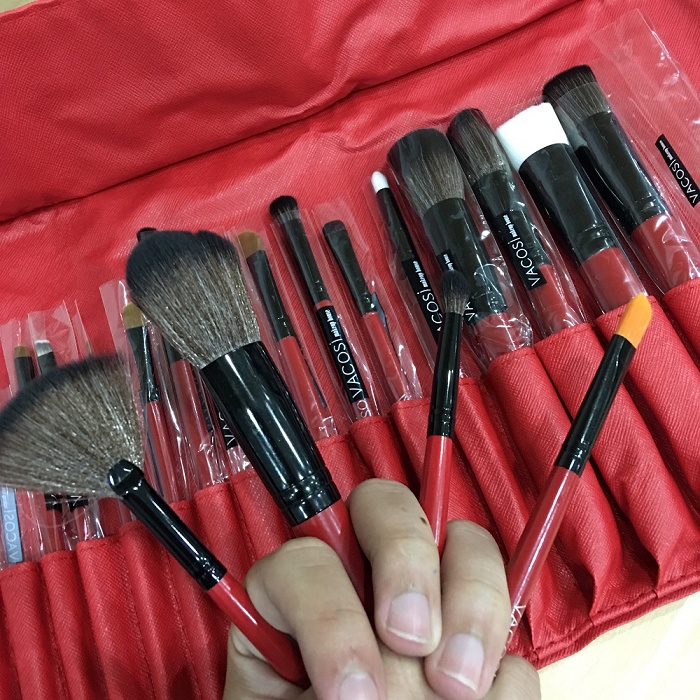 [Siêu Phẩm Mới] Bộ Cọ Trang Điểm Cá Nhân Nâng Cao Bóp Da Đỏ 20 Cây Vacosi Advanced Brush Set BC25