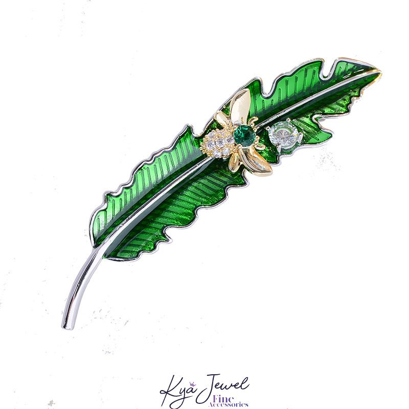 Cài áo Kya Jewel bọ và nhánh lá đáng yêu