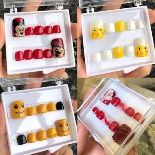 Nail box móng úp chân thiết kế