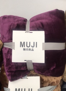 Chăn lông thỏ Muji hoặc Blanket