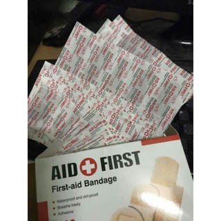 Hộp 100 băng urgo cá nhân dán vết thương