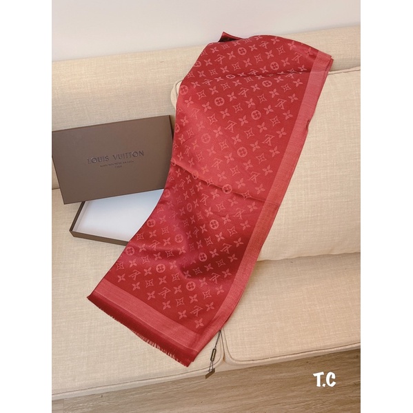 Khăn gấm nhũ L v fullbox túi giấy