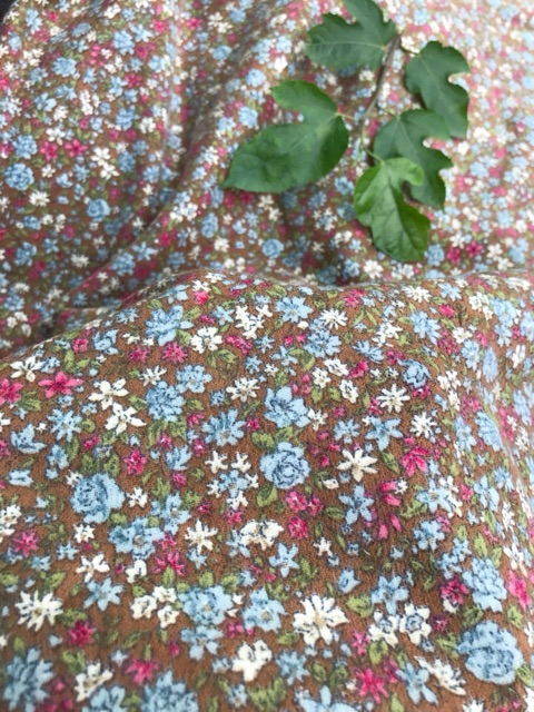 Vải thô cào bông hoa hồng