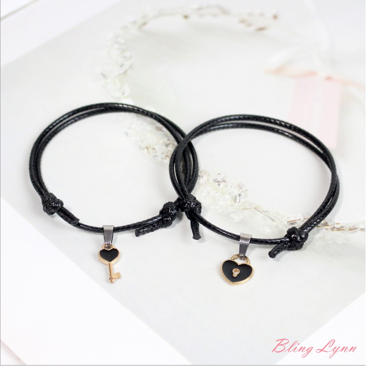 Set 2 vòng đeo tay HL001 với phụ kiện hình chìa khóa tình yêu và ổ khóa màu sắc tùy chọn cho nam và nữ | BigBuy360 - bigbuy360.vn