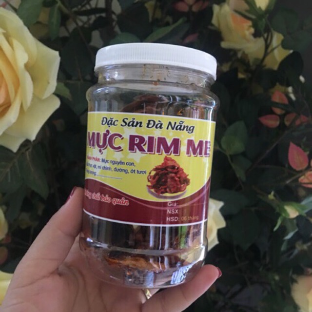 Mực rim me nguyên con