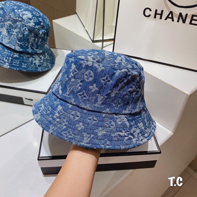 Nón vành LV jeans loang hai màu logo chìm nền vải mềm form đẹp