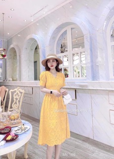 Đầm suông cổ tim