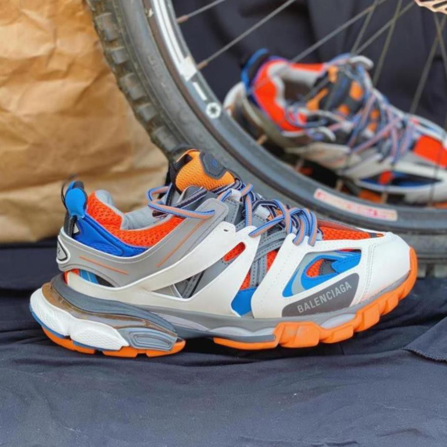 𝐒𝐀𝐋𝐄 SALE Giày Balenciaga Track Cao Cấp Nhất Hiện Nay ax ' * '; j