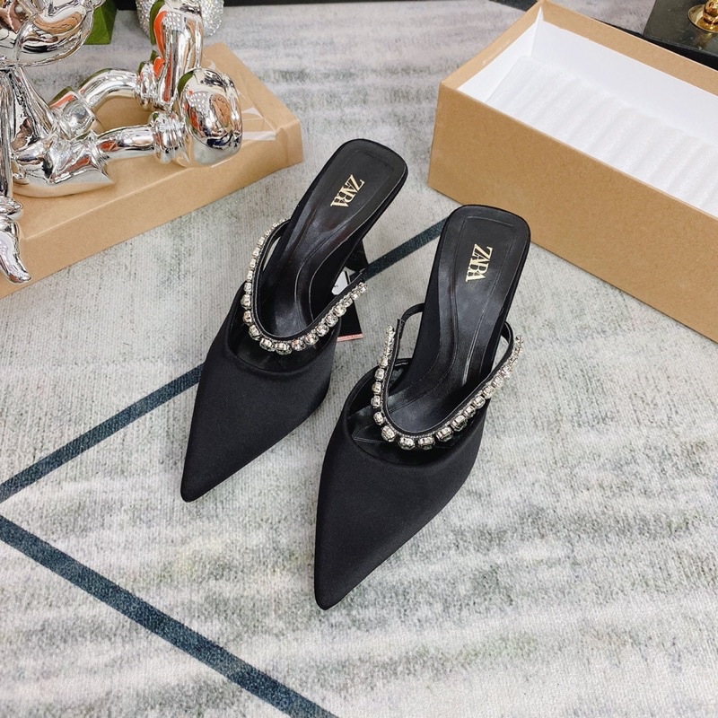 GUỐC LỤA ZARA QUAI ĐÁ SẴN