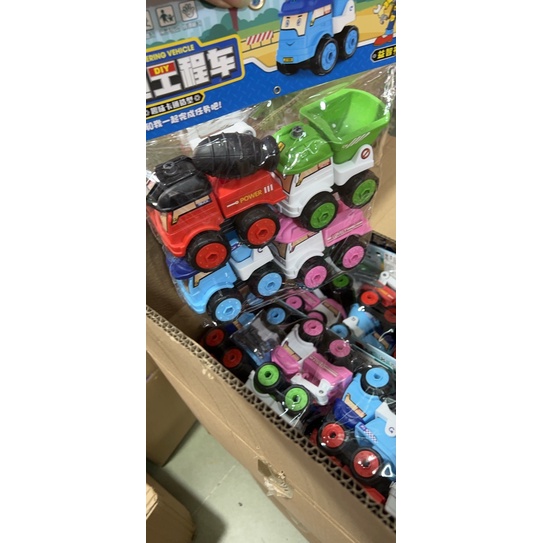 Bộ đồ chơi xe Công trình poli 4 xe hàng tháo ráp