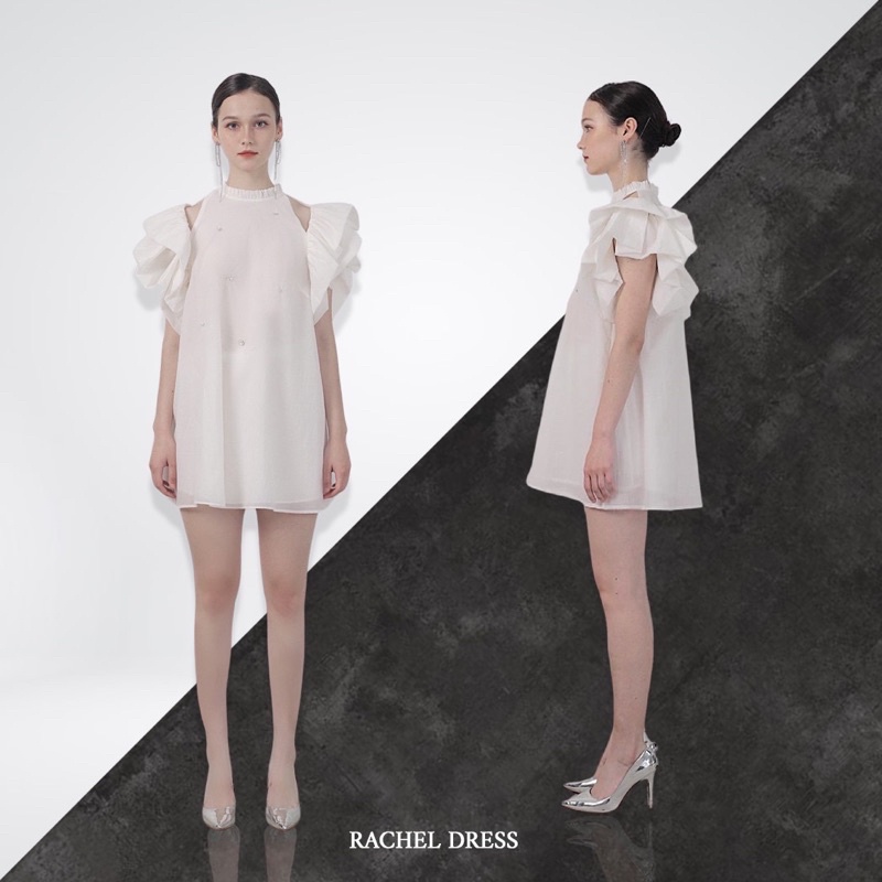 Đầm dáng ngắn thiết kế tiểu thơ phối bèo khoét vai đính charm chất liệu tơ voan 𝐑𝐀𝐂𝐇𝐄𝐋 𝐃𝐑𝐄𝐒𝐒