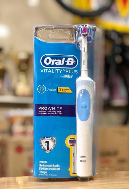 Bàn chải đánh răng điện Oral B vitality plus