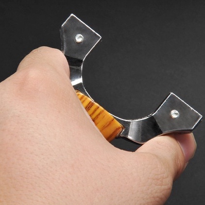 Ná Cao Su Hợp Kim Ốp Nhựa Vân Gỗ Chạc 7.7 Tặng Kèm Dây Thun Ná