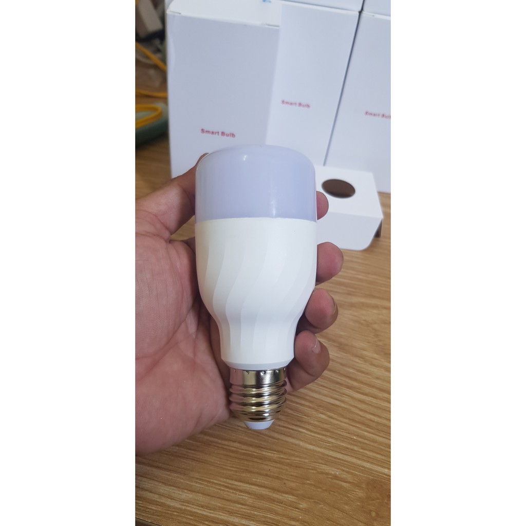 Đèn Led Bulb 250K MÀU WiFi thông minh - APP Tuya