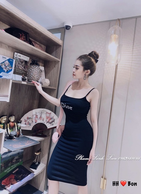 Váy Body 2 Dây Thêu Chữ Sang Chảnh - Loại 1m - VN23