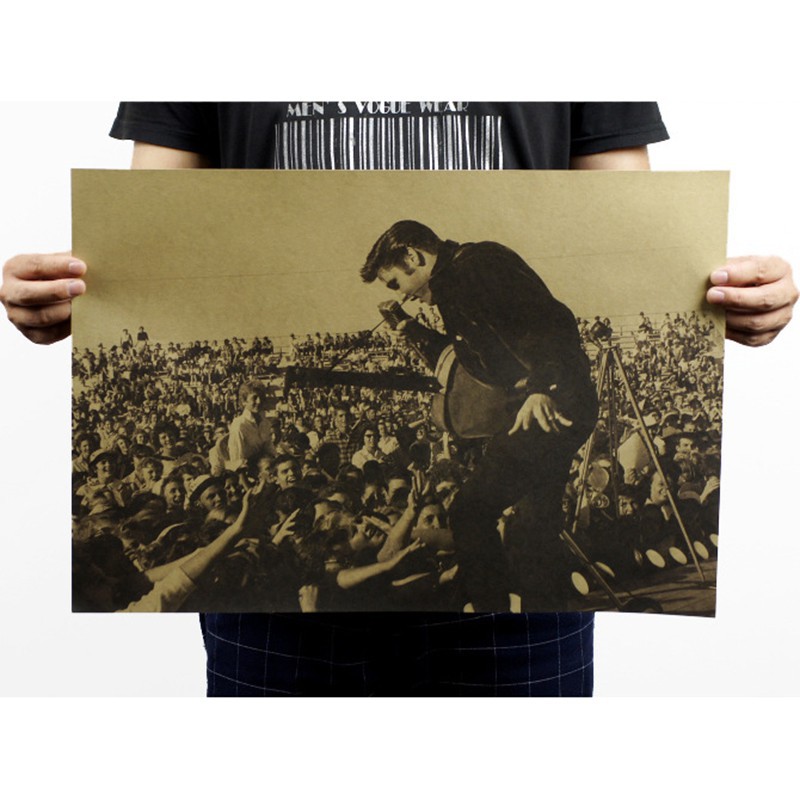 Poster trang trí in hình một buổi diễn của Elvis Presley