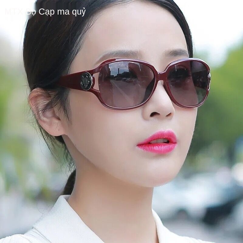 Kính râm mới nữ Mặt tròn Gọng to Thời trang Hàn Quốc Chống tia cực tím phân có thể phù hợp với người cận thị