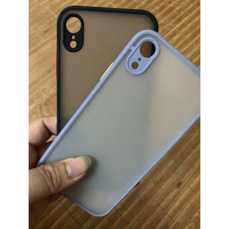 combo 2 ốp iphone Xr ..hàng like new 99%