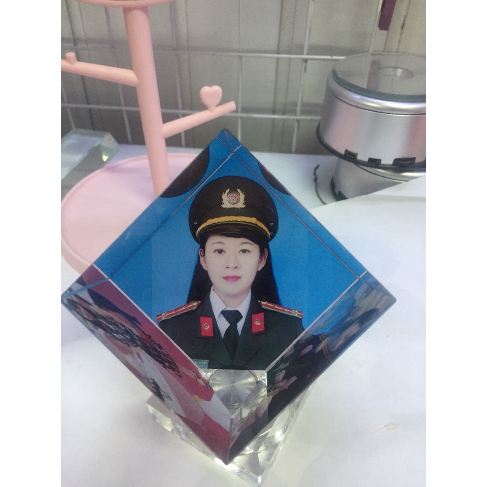 Pha lê lập phương in hình