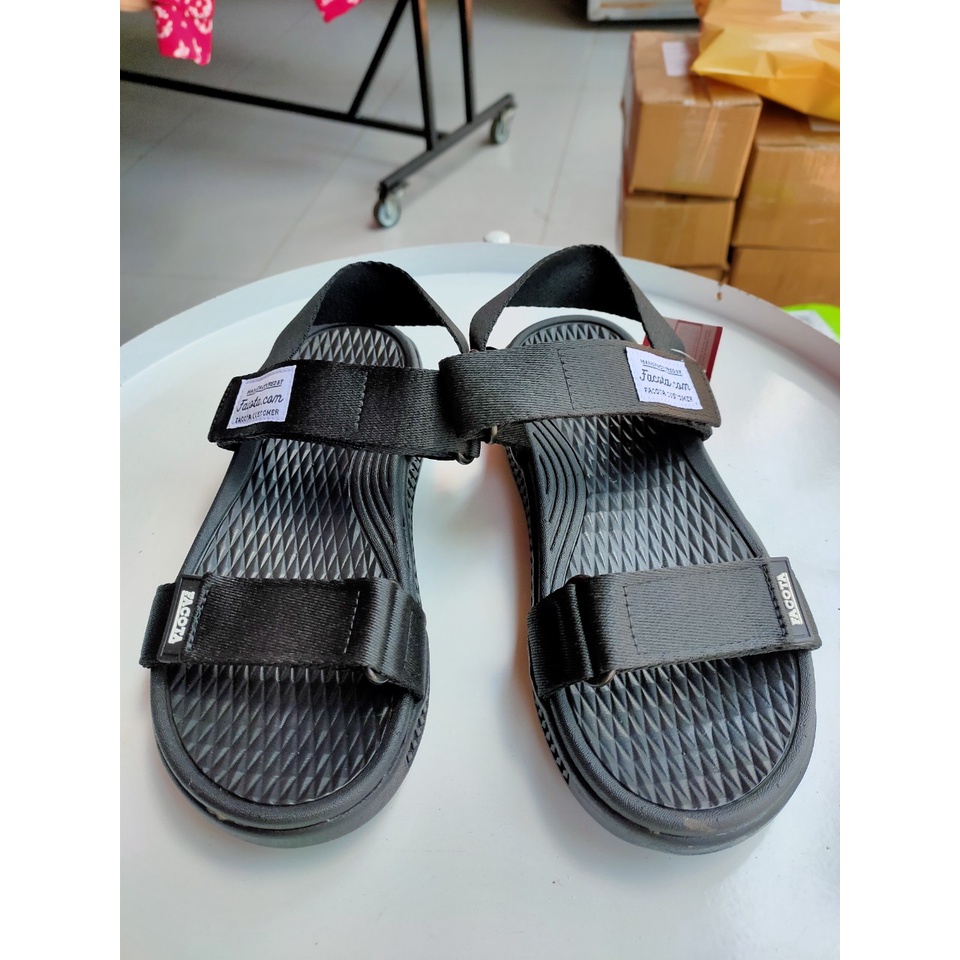 Giày sandal nữ học sinh đi học siêu nhẹ, siêu êm chân , màu đen , đỏ,  Nk04 ,size 35-39