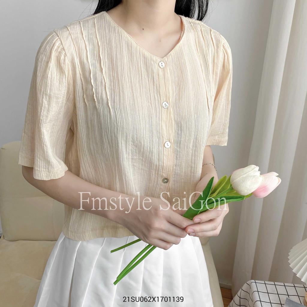 Áo sơ mi tay ngắn 4 nút croptop chít vai ulzzang thời trang nữ VM STYLE 21SU062X1701