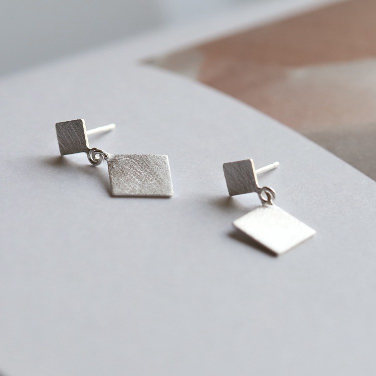 Bông Tai Bạc Nữ Cá Tính Hình Thoi Kiểu Dáng Mới Nhất - Bảo Ngọc Jewelry b2544