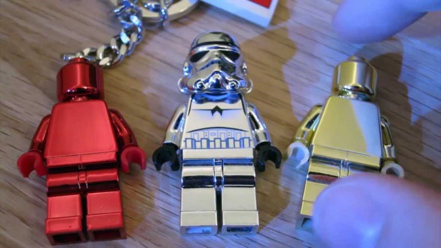 Lego chính hãng - Móc khoá mạ chrome