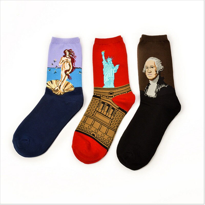 Đôi vớ họa tiết tranh sơn dầu của Van Gogh sành điệu