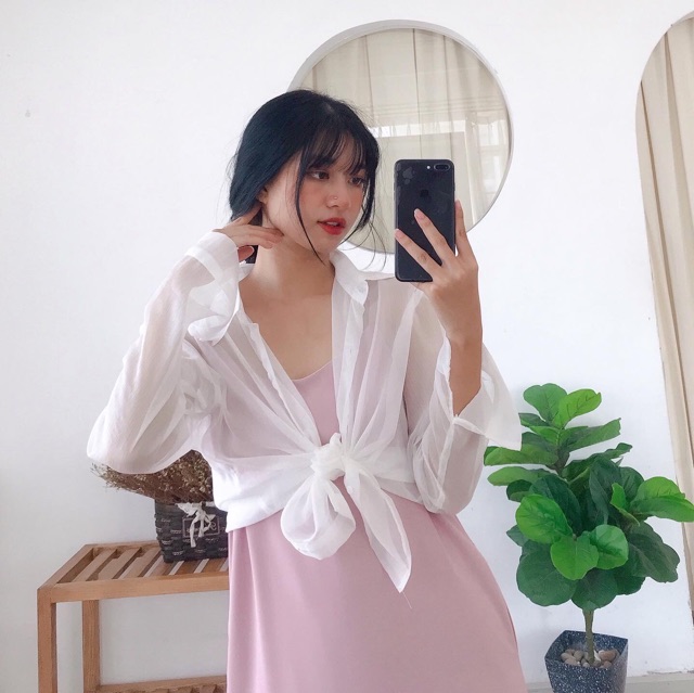 Áo cổ đức voan mỏng