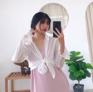 Áo cổ đức voan mỏng