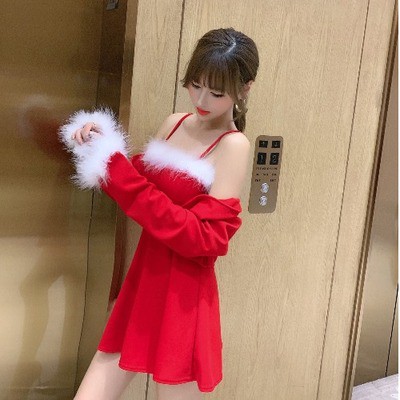 #O44 SET Váy sexy hai dây kết hợp với áo choàng tay lông hàng - Silverorder