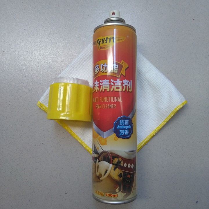 CHAI XỊT DẠNG BỌT LÀM SẠCH TRÊN DA, NHỰA, NỶ VÀ KÍNH TRONG XE Ô TÔ VỚI DUNG TÍCH 700ml