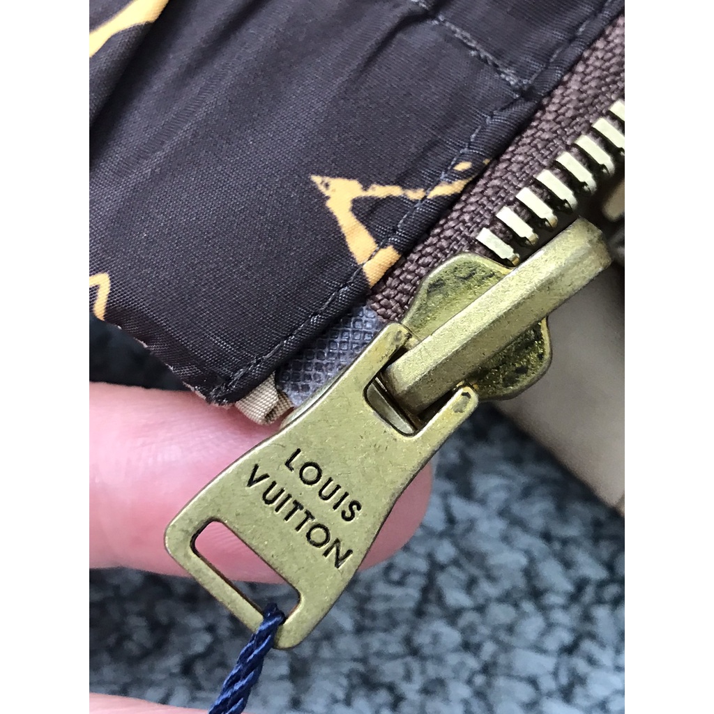 Áo khoác nam cao cấp Louis Vuitton LV thiết kế thời trang và trẻ trung