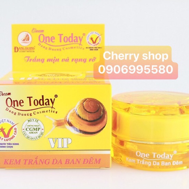 Kem dưỡng trắng da Ngày và Đêm One Today đủ giấy
