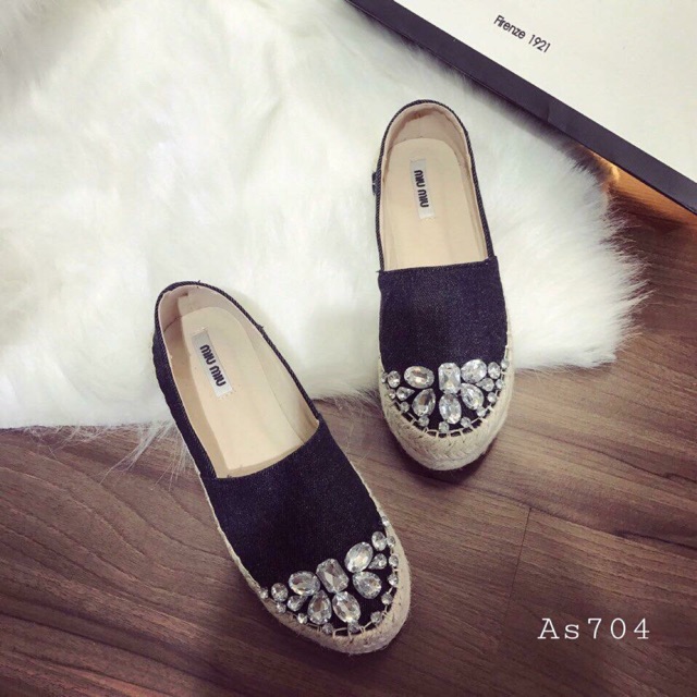 Bệt Miu Miu đính đá