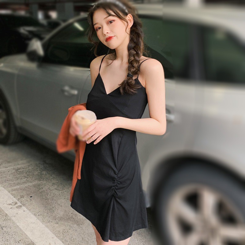 Đầm ôm ngắn 2 dây kiểu dáng thời trang quyến rũ