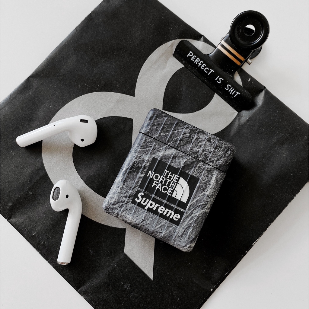 Vỏ bảo vệ hộp sạc tai nghe không dây họa tiết North Face cho Airpods